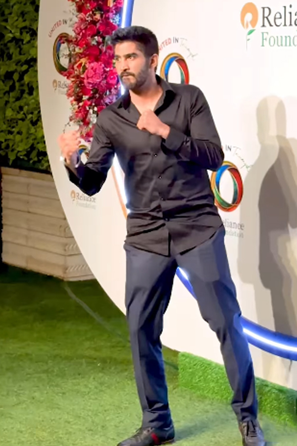 Ambani-Residence-Sports-Medal-Winners-14.jpg 16