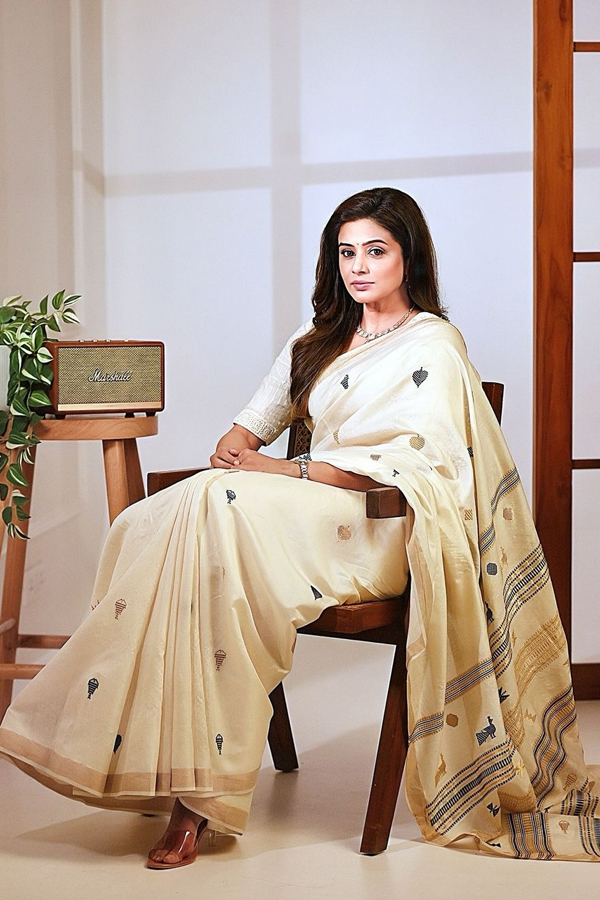 Priyamani-Raj-1.jpg 2