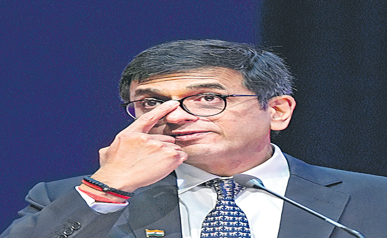 CHANDRACHUD.jpg