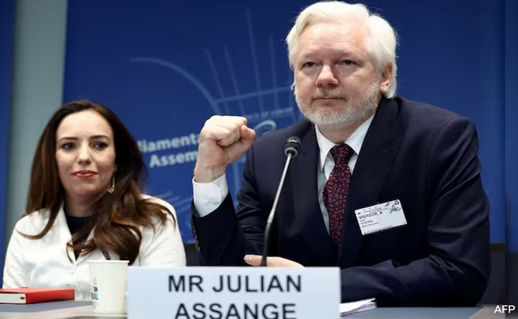 Julian-Assange-1.jpg