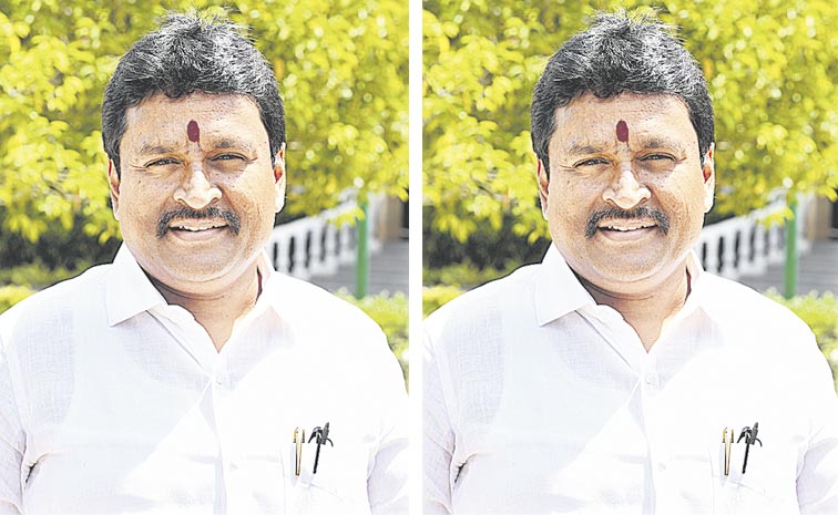 VELLAMPALLI.jpg