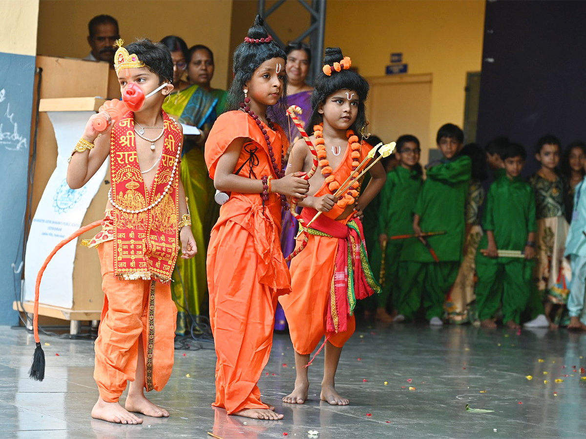 Dussehra_20celebrations_20at_20Bharatiya_20Vidya_20Bhavan_20Public_20School__20_2810_29.jpg 10