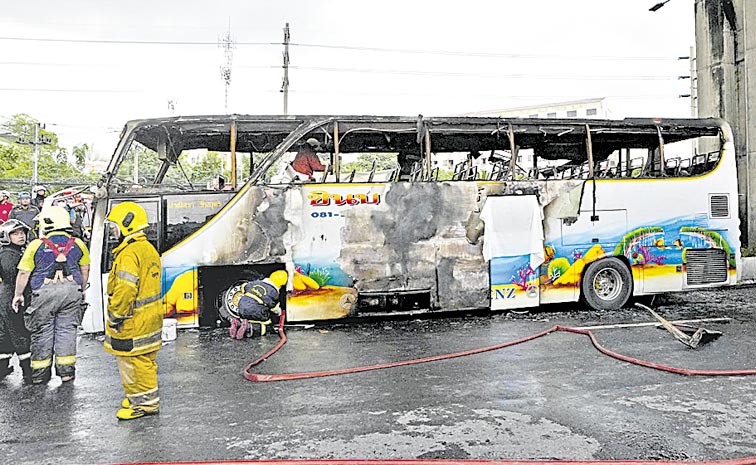 THAILAND-BUS-FIRE.jpg