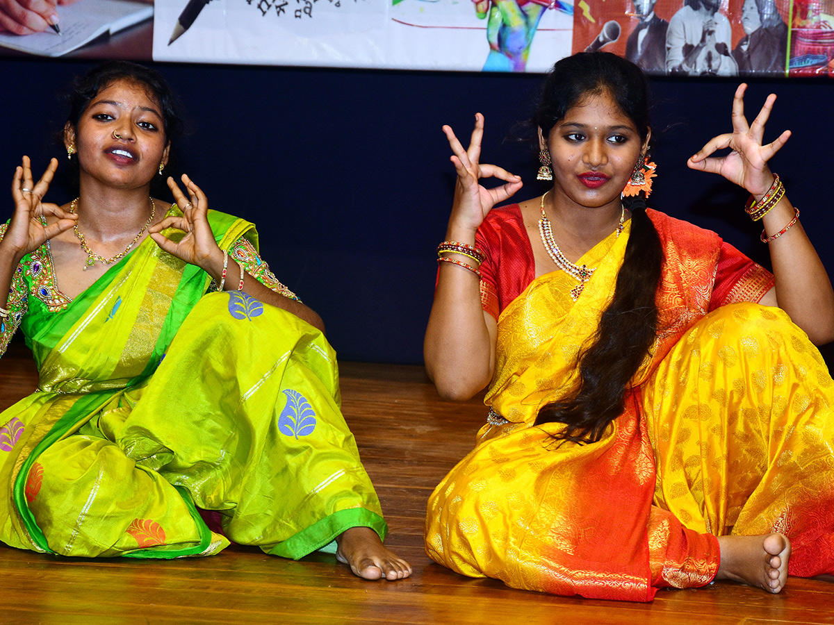 Youth_20Festival_20at_20PB_20Siddhartha_20Auditorium_20Vijayawada_17.jpg 17