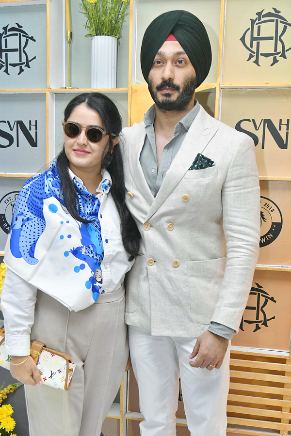 Hyderabad_20Royal_20Hosrse_20Raceing_20and_20Fashion_20show_20Photos_20_2815_29.jpg 16