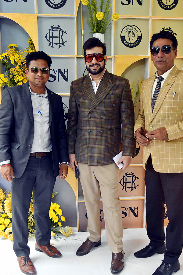 Hyderabad_20Royal_20Hosrse_20Raceing_20and_20Fashion_20show_20Photos_20_2823_29.jpg 24