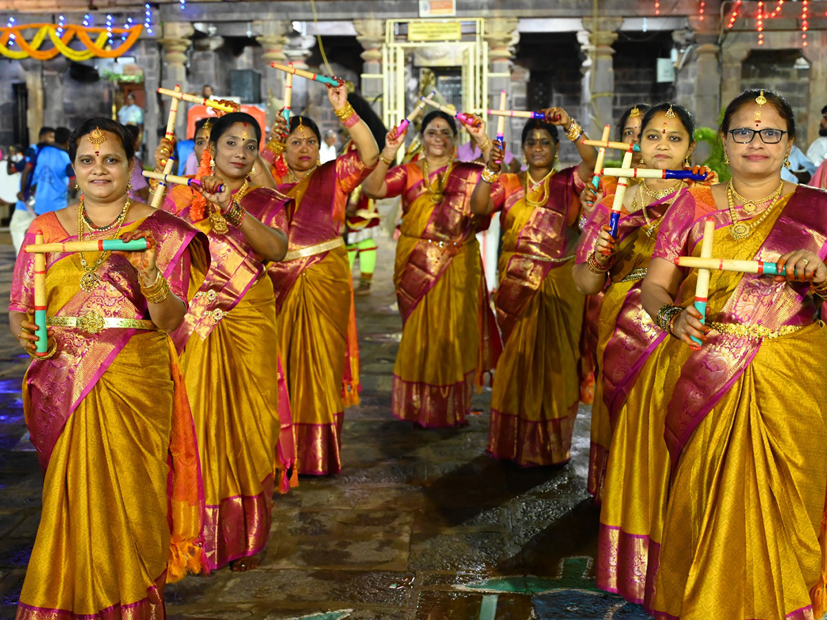 Sharan_20Navaratri_20Celebrations_202024_20at_20Srisailam_20Temple_12.jpg 12