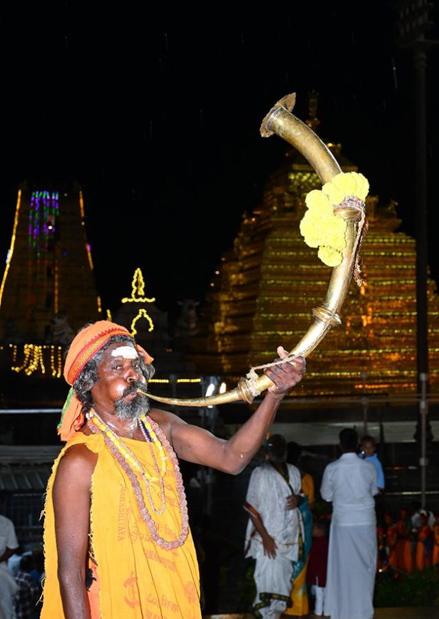 Sharan_20Navaratri_20Celebrations_202024_20at_20Srisailam_20Temple_19.jpg 18