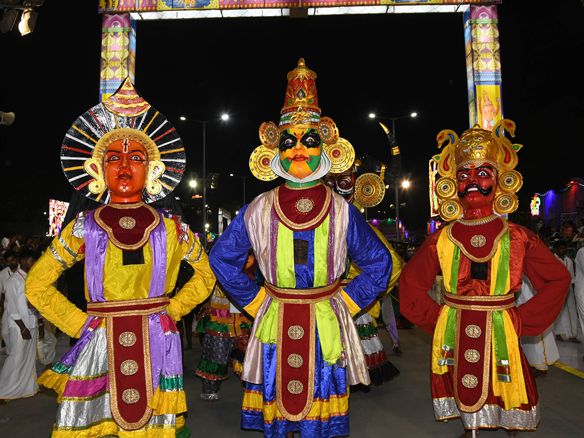 Tirumala_20Sri_20Venkateswara_20Swamy_20Brahmotsavam_202024_18.jpg 16