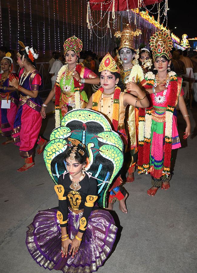 Tirumala_20Sri_20Venkateswara_20Swamy_20Brahmotsavam_202024_38.jpg 36