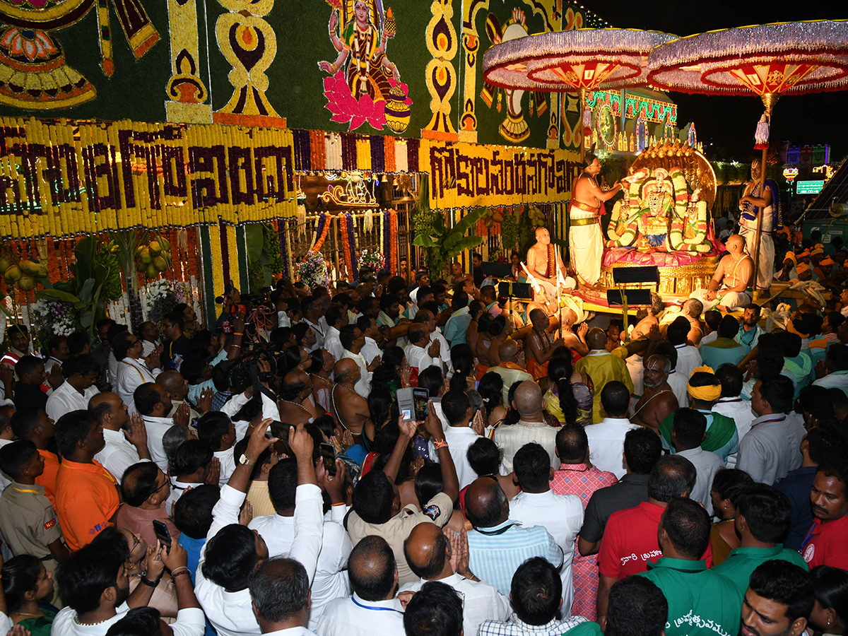 Tirumala_20Sri_20Venkateswara_20Swamy_20Brahmotsavam_202024_3_0.jpg 3