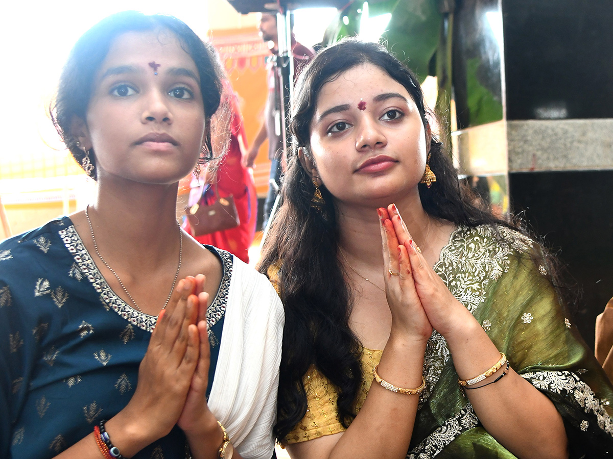 dussehra_20festival_202024_20celebrations_20at_20vijayawada_1.jpg 1