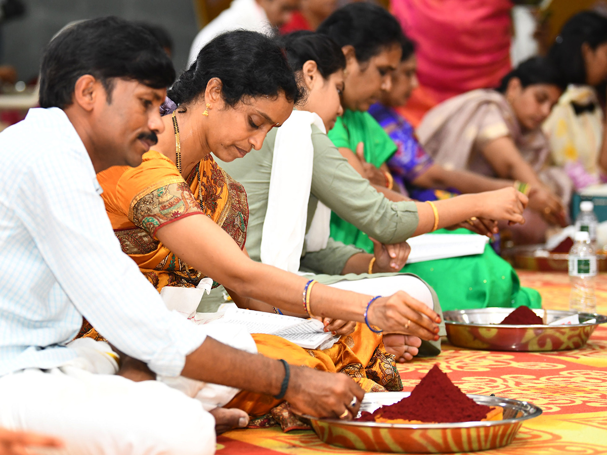 dussehra_20festival_202024_20celebrations_20at_20vijayawada_3.jpg 3