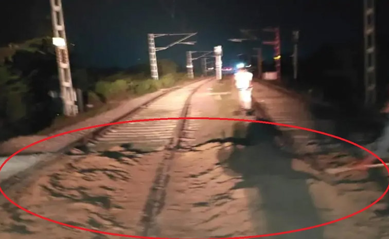 track-main.jpg