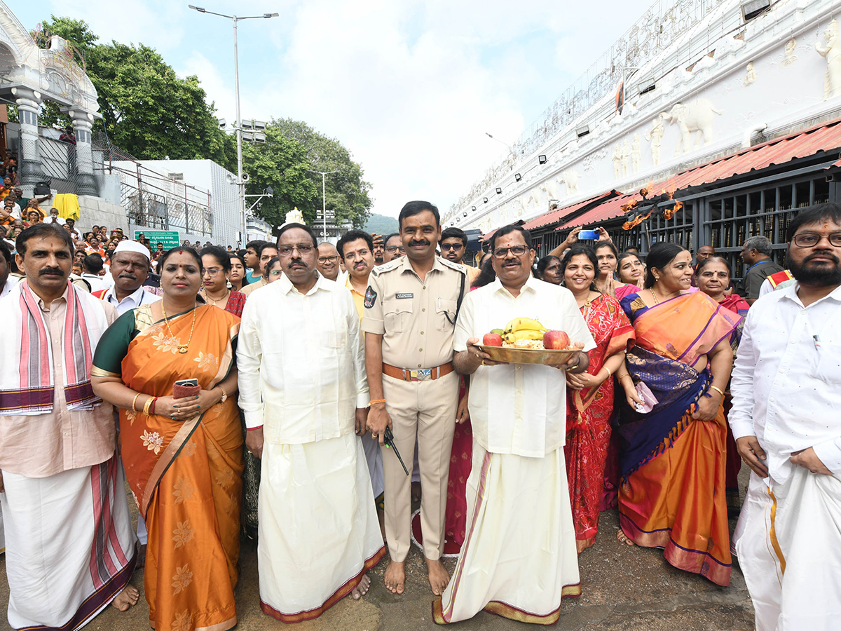 Tirumala_20_20Mohini_20Avatharam_20Brahmotsavam_202024_20Photos_12.jpg 11