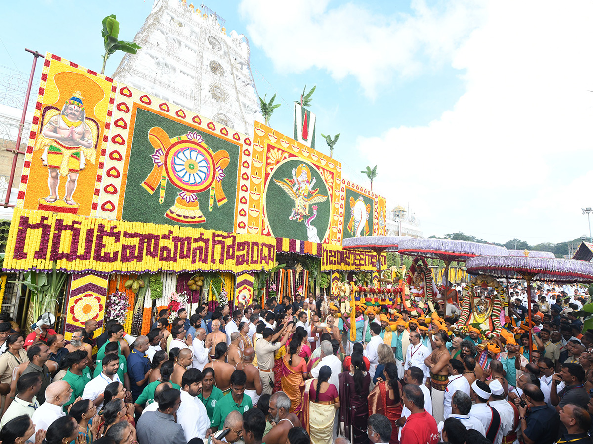 Tirumala_20_20Mohini_20Avatharam_20Brahmotsavam_202024_20Photos_30.jpg 27