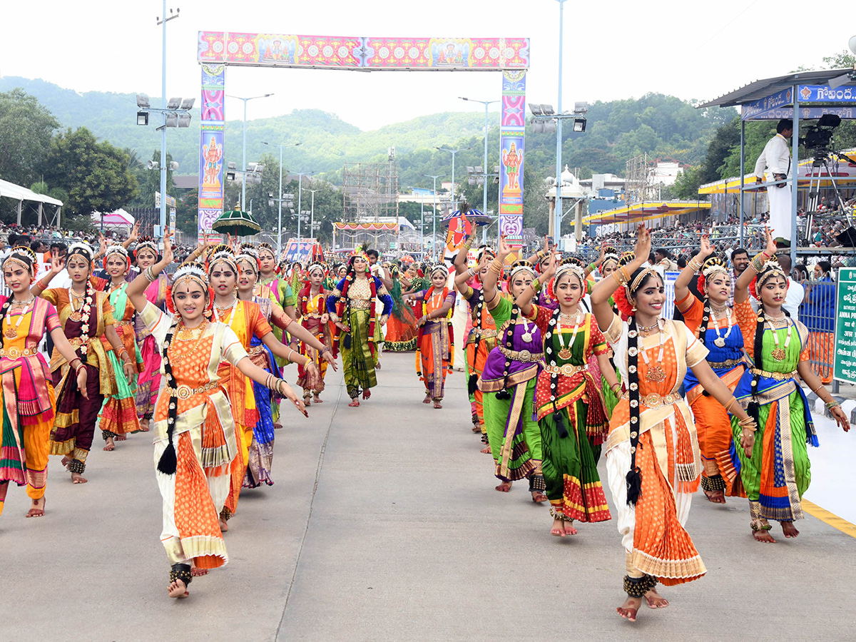 Tirumala_20_20Mohini_20Avatharam_20Brahmotsavam_202024_20Photos_33.jpg 29