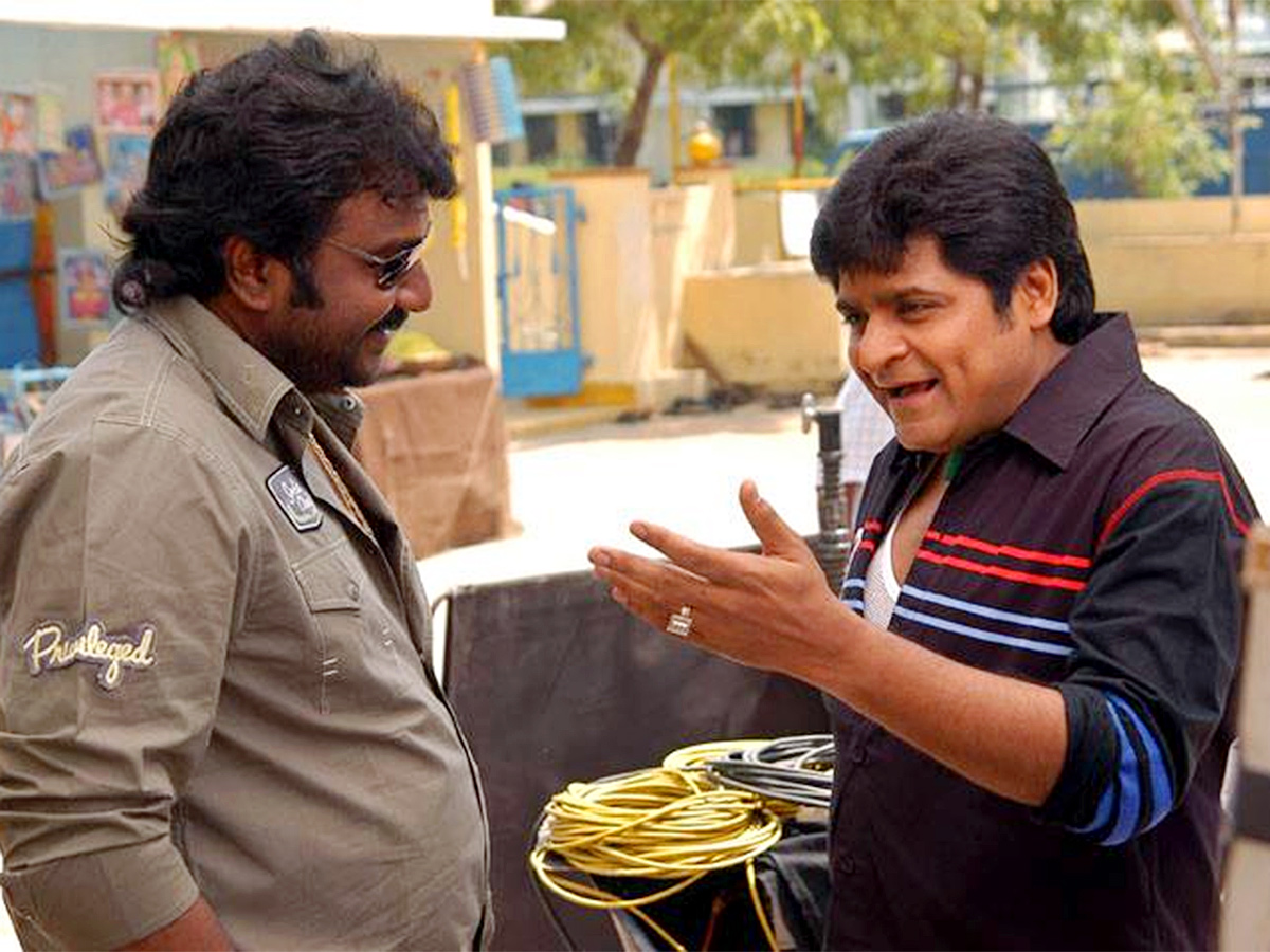 Director_20VV_20Vinayak_20Birthday_20Special_20Photos17.jpg 17