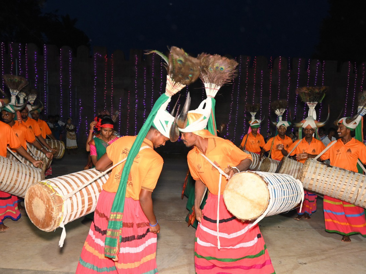 Dussehra_20Navratri_20celebrations_20in_20Srisailam_20Photos_5.jpg 5