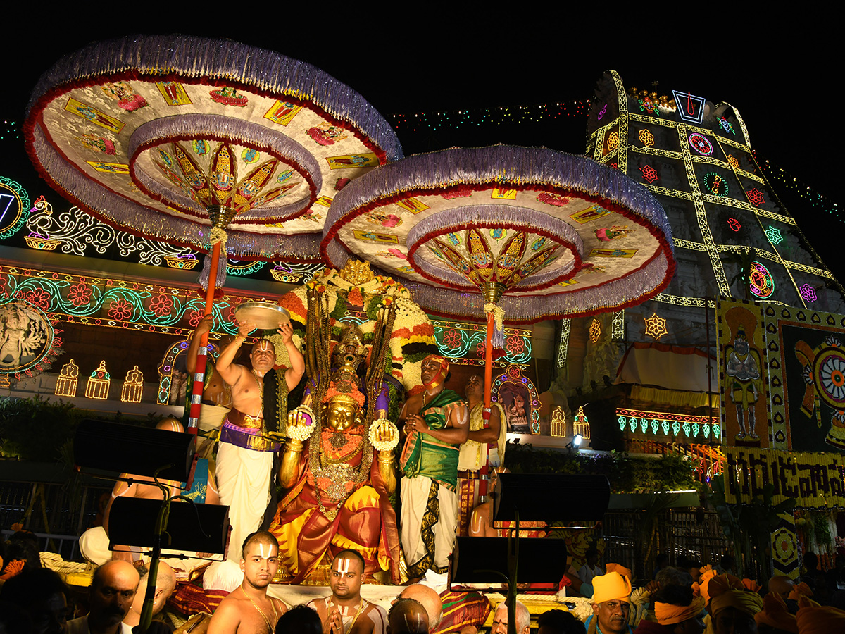 Tirumala_20Srivari_20Pournami_20Garuda_20Seva_202024_20Photos_2.jpg 2