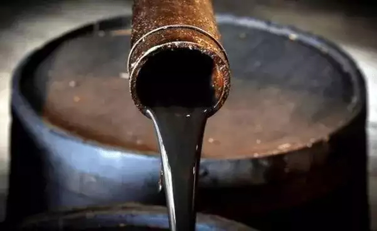 crude_20oil01.jpg