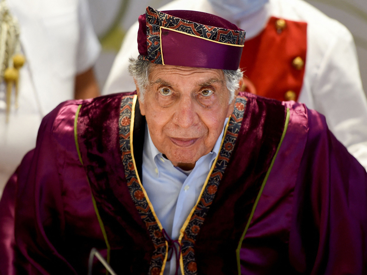 interesting_20facts_20about_20ratan_20tata_20photos15.jpg 17