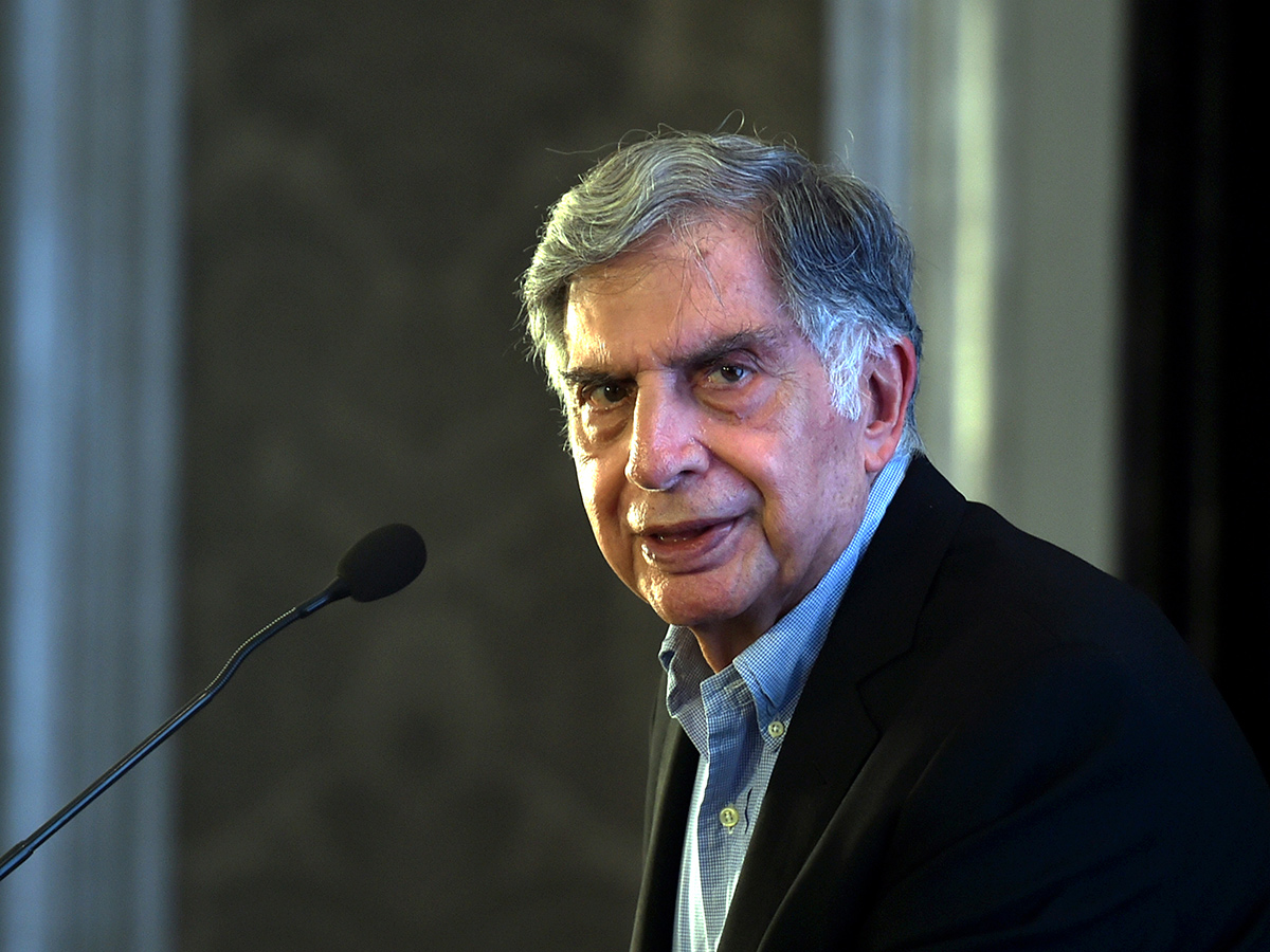 interesting_20facts_20about_20ratan_20tata_20photos16.jpg 18