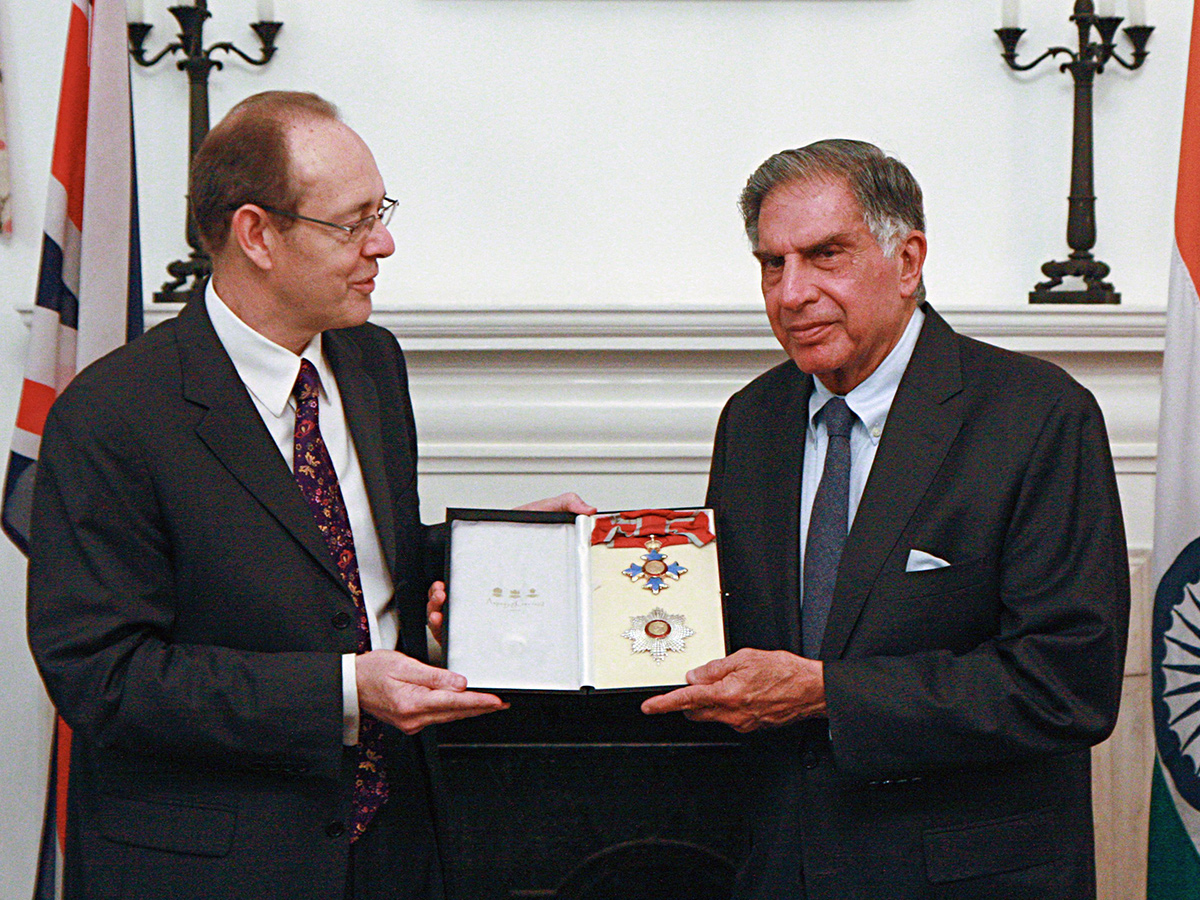 interesting_20facts_20about_20ratan_20tata_20photos_11.jpg 11
