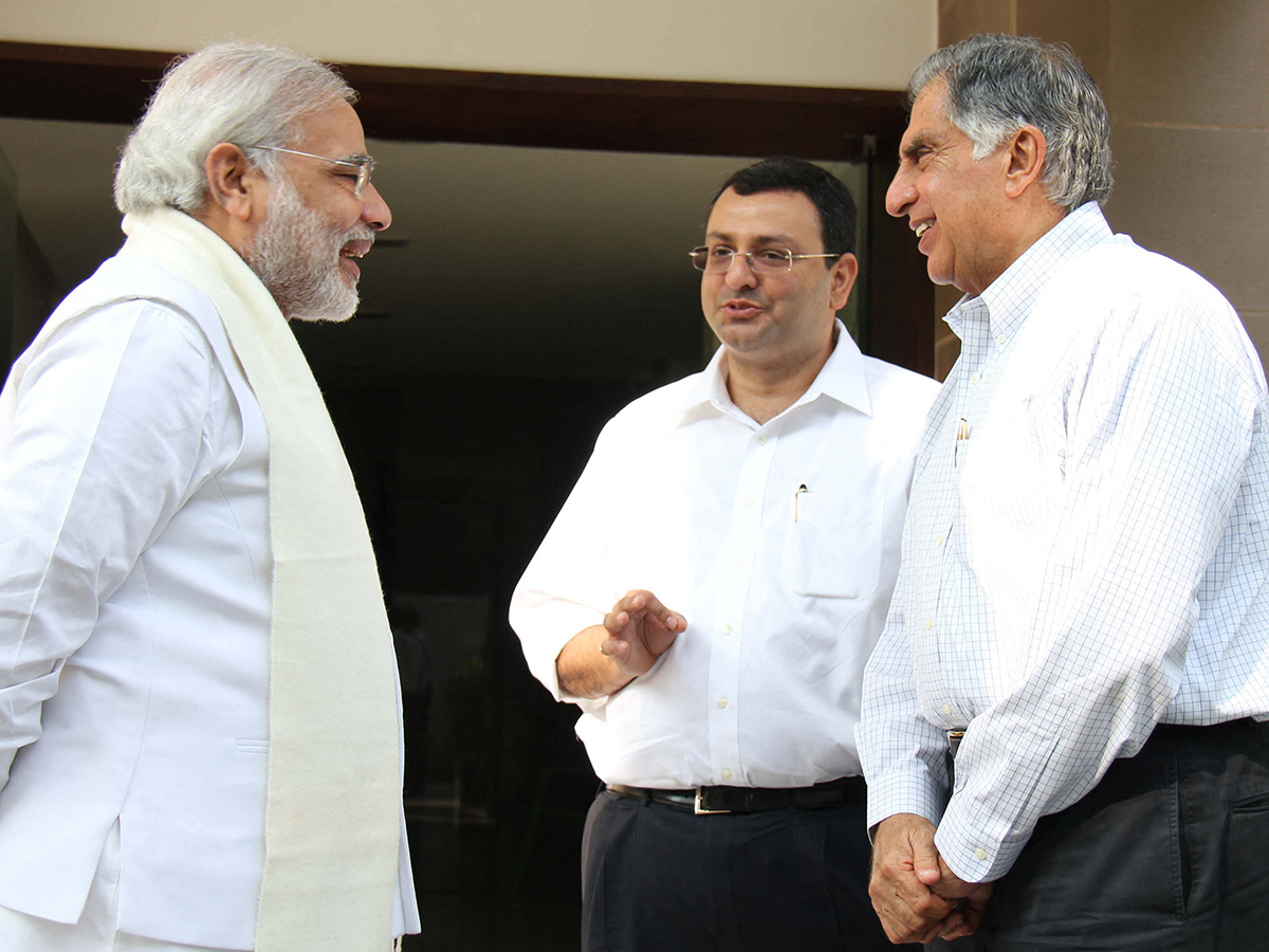 interesting_20facts_20about_20ratan_20tata_20photos_12.jpg 12