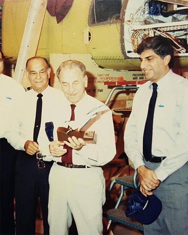ratan_20tata_20unseen_20and_20rare_20pictures_11.jpg 11
