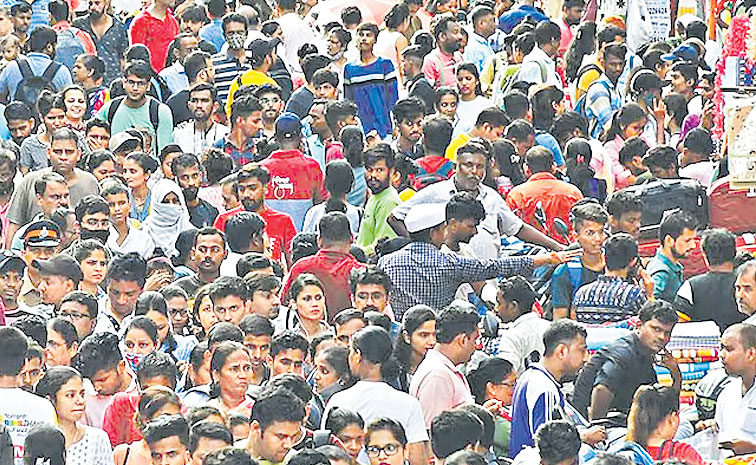 Public-Crowd.jpg