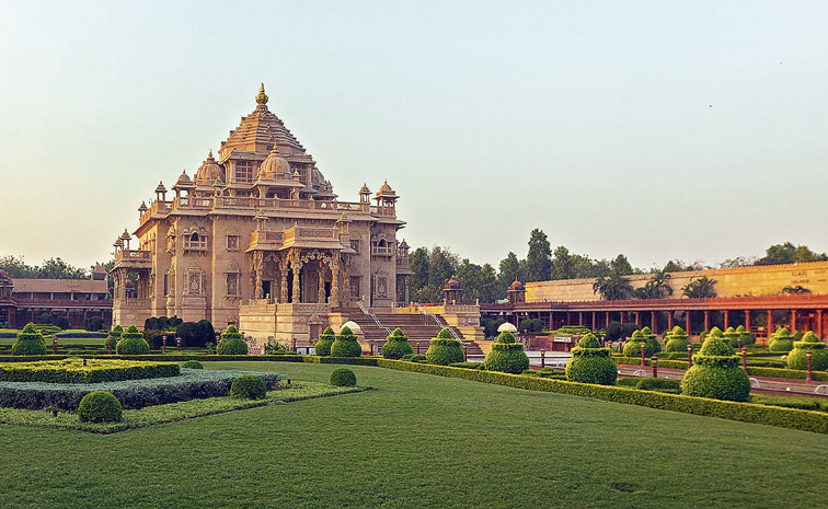 Akshardham.jpg