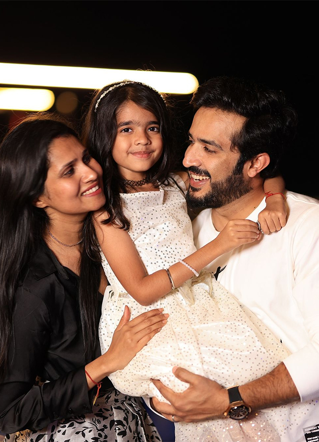 Anchor_20Ravi_20Family_20Photos_20_285_29.jpg 5