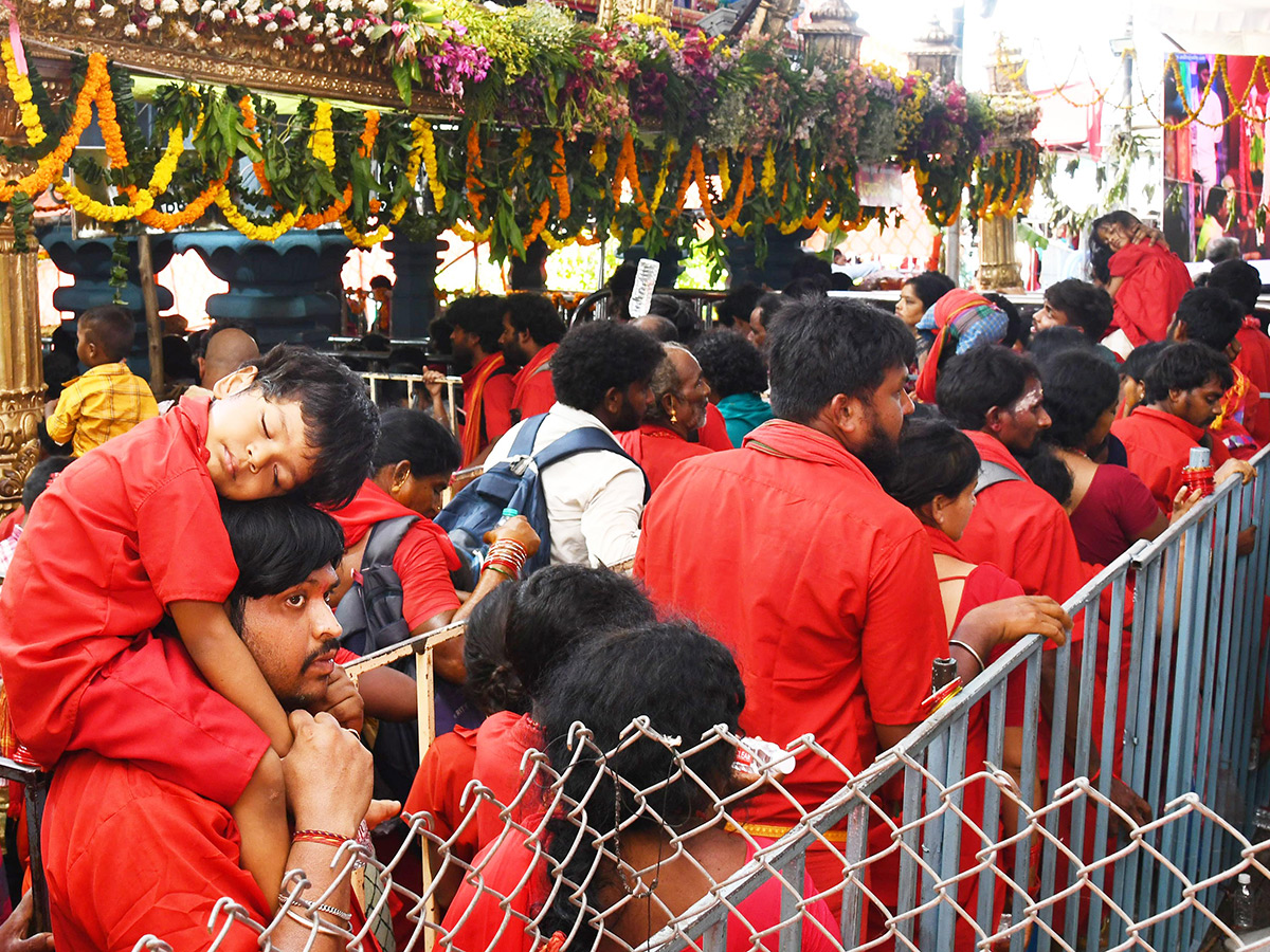 Sri_20Kanakadurga_20Devi_20Temple_20Vijayawada_20Photos__20_2829_29.jpg 29