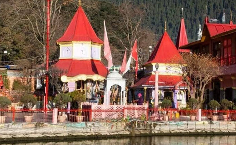 nainadevi_20temple.jpg