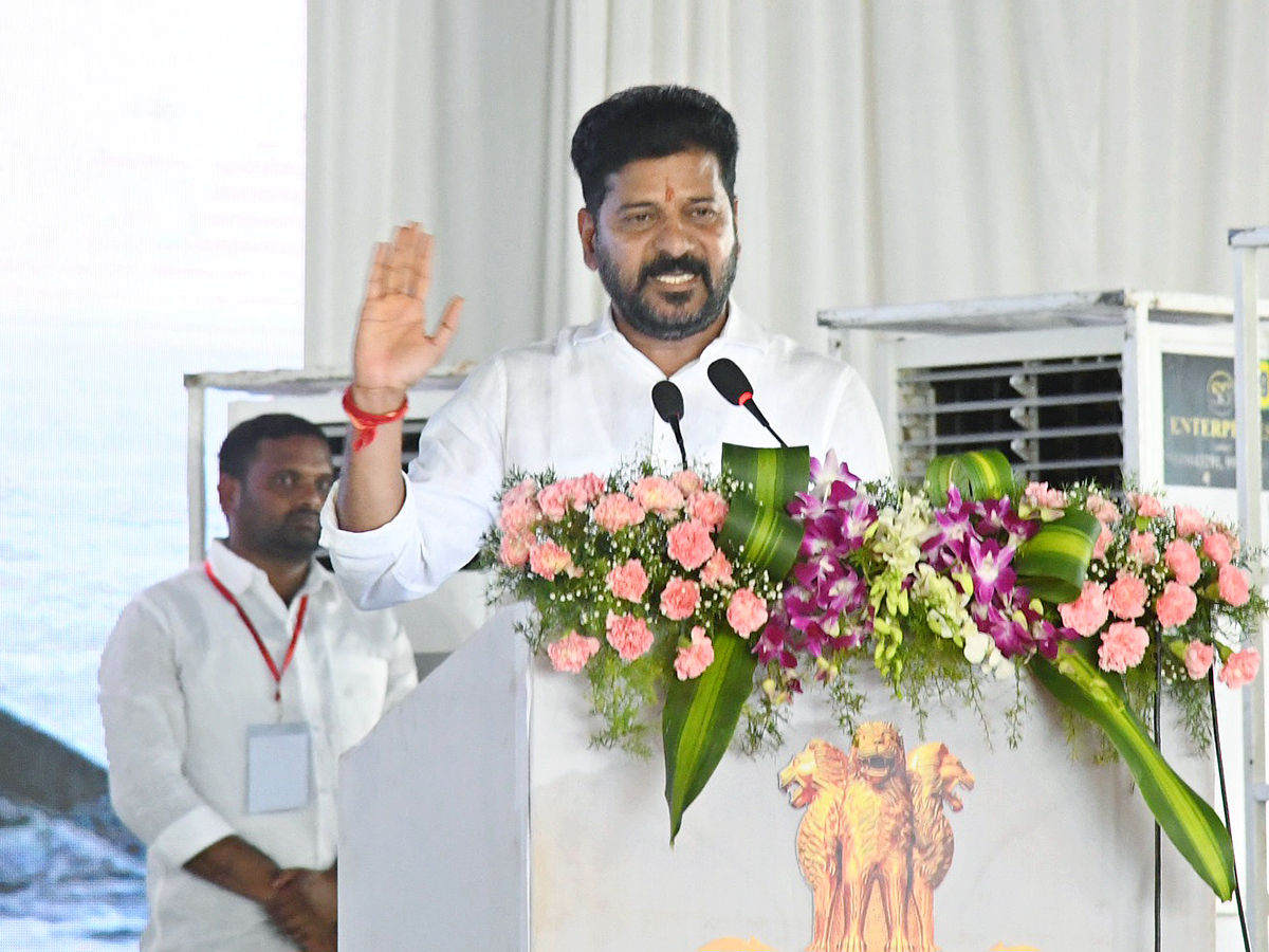 Rajnath_20Singh_20Lay_20about_20Navy_20Radar_20Station_20Damagundam_20Photos__20_2820_29.jpg 20