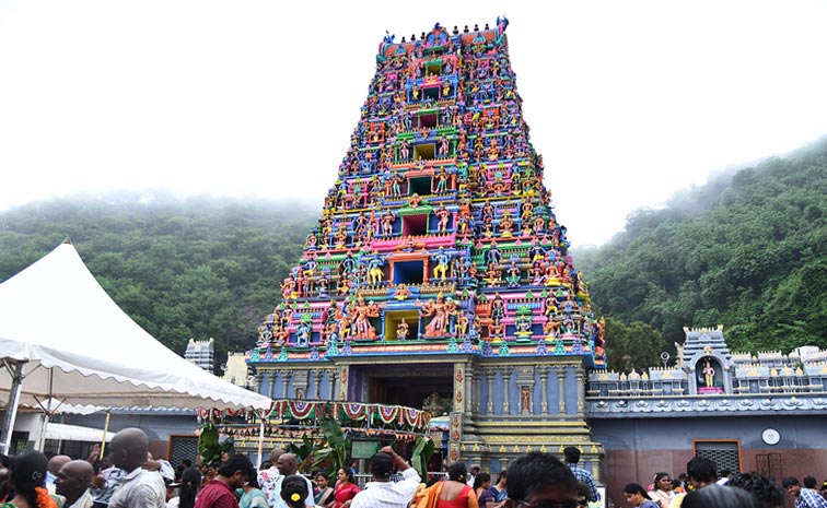 Bhavani-Devotees-Cheated-By.jpg