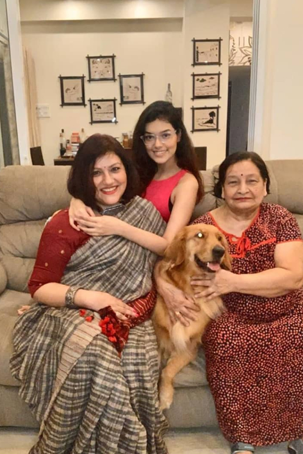 Hiya-Chatterjee-3.jpg 4