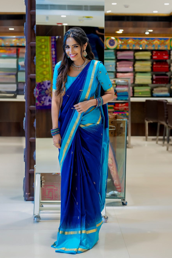 Shobha-Shetty-10.jpg 11
