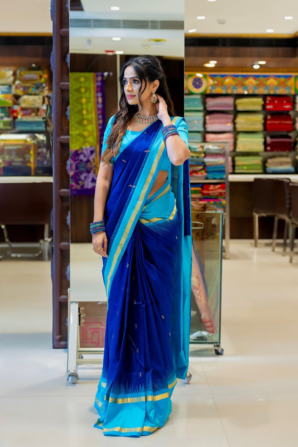 Shobha-Shetty-11.jpg 12