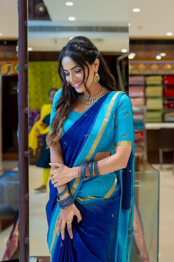Shobha-Shetty-5.jpg 6