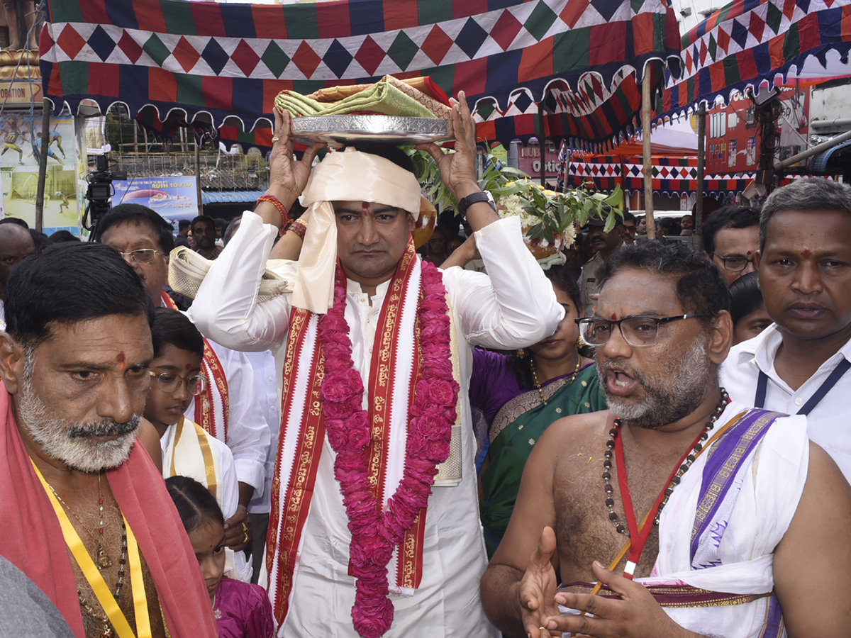 Vizianagaram_20_20Pydithalli_20Ammavari_20Sirimanotsavam_202024_26.jpg 26