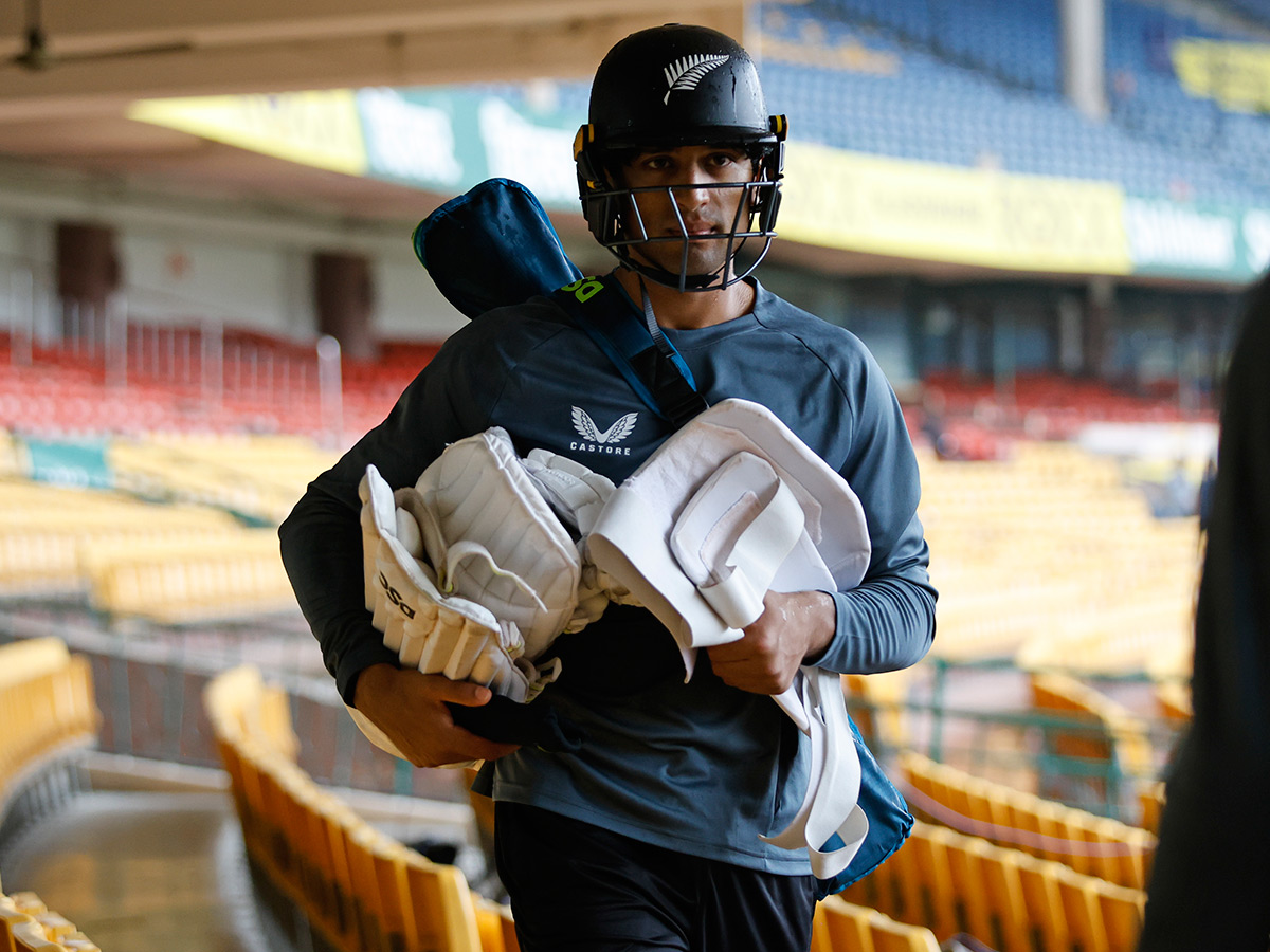 first_20cricket_20test_20match_20between_20India_20and_20New_20Zealand__20_2828_29.jpg 28