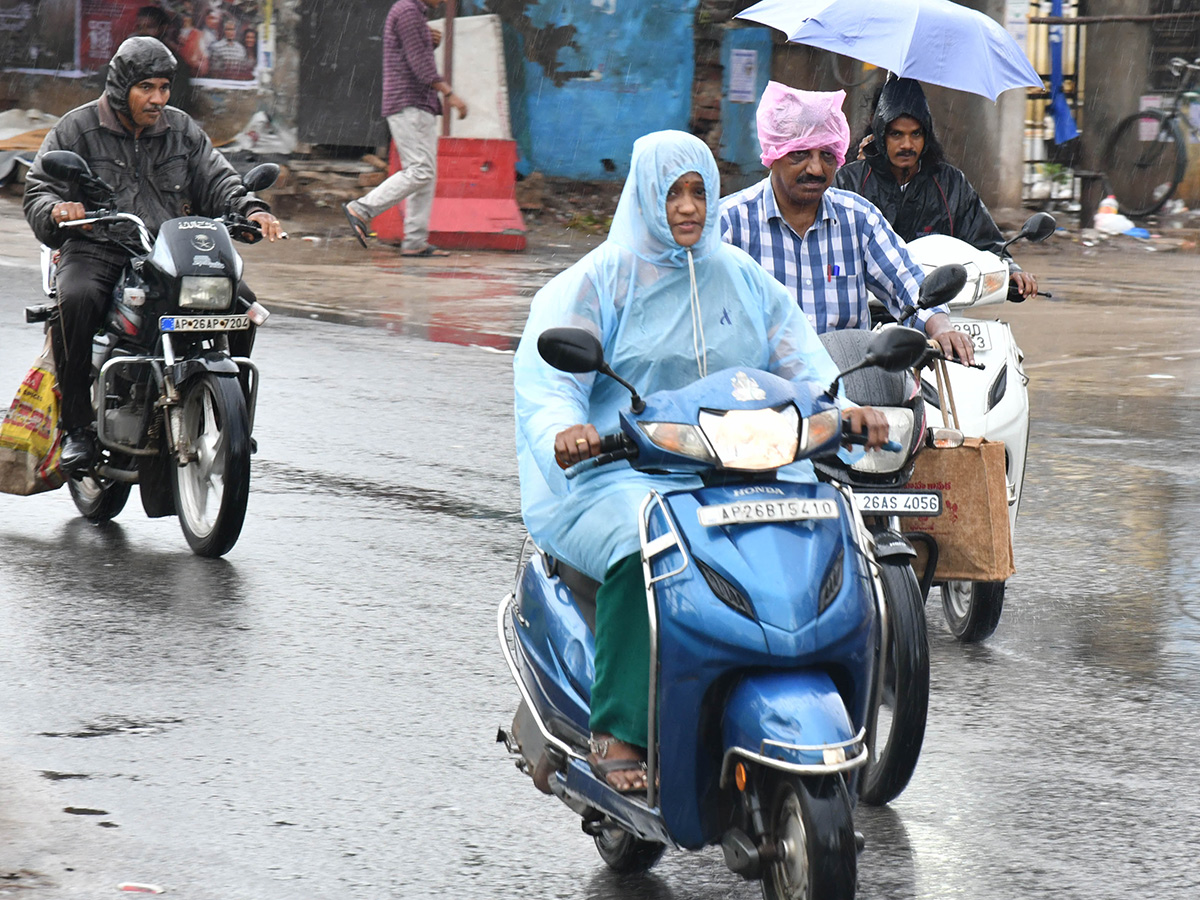heavy_20rains_20in_20andhra_20pradesh_20updates_1.jpg 1