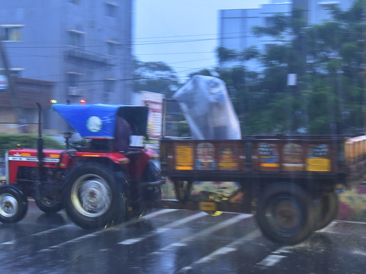 heavy_20rains_20in_20andhra_20pradesh_20updates_17.jpg 17
