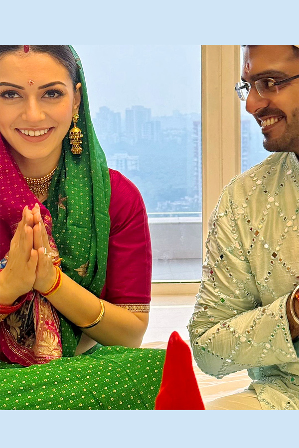 Actress_20Hansika_20Motwani_E2_80_99s_20new_20housewarming_20Ceremony_20Photos_20_284_29.jpg 5