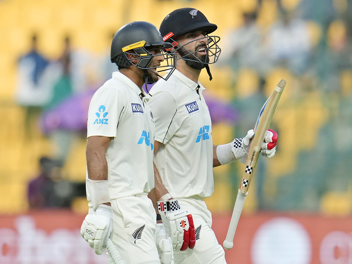 Ind_20vs_20NZ_20In_20Terrible_2046_20All_20Out_20Display_20India_20Set_20Unwanted_20136_20Year_20First_20_2810_29.jpg 16