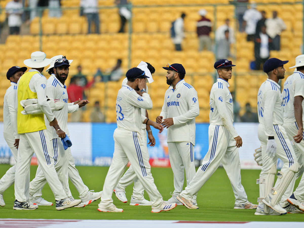 Ind_20vs_20NZ_20In_20Terrible_2046_20All_20Out_20Display_20India_20Set_20Unwanted_20136_20Year_20First_20_2822_29.jpg 27