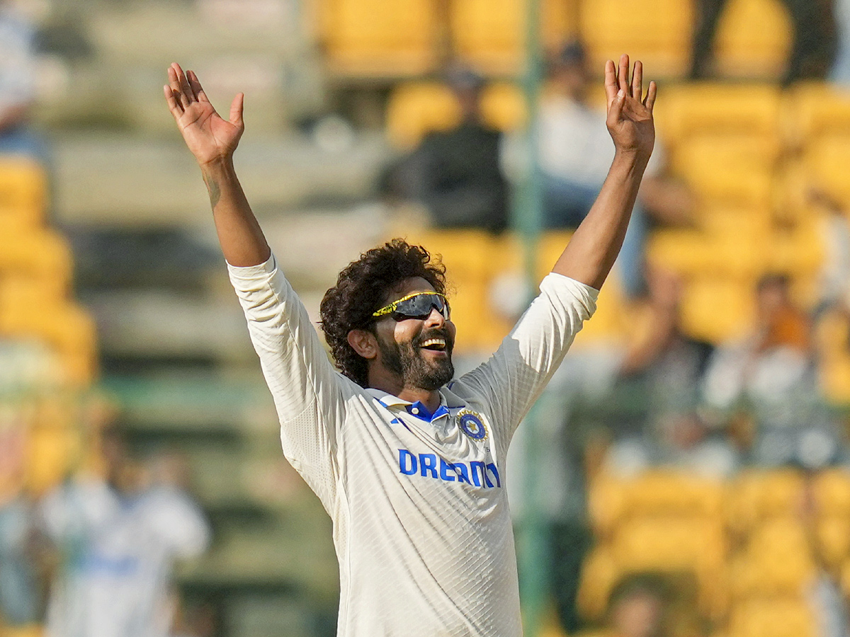 Ind_20vs_20NZ_20In_20Terrible_2046_20All_20Out_20Display_20India_20Set_20Unwanted_20136_20Year_20First_20_287_29.jpg 13