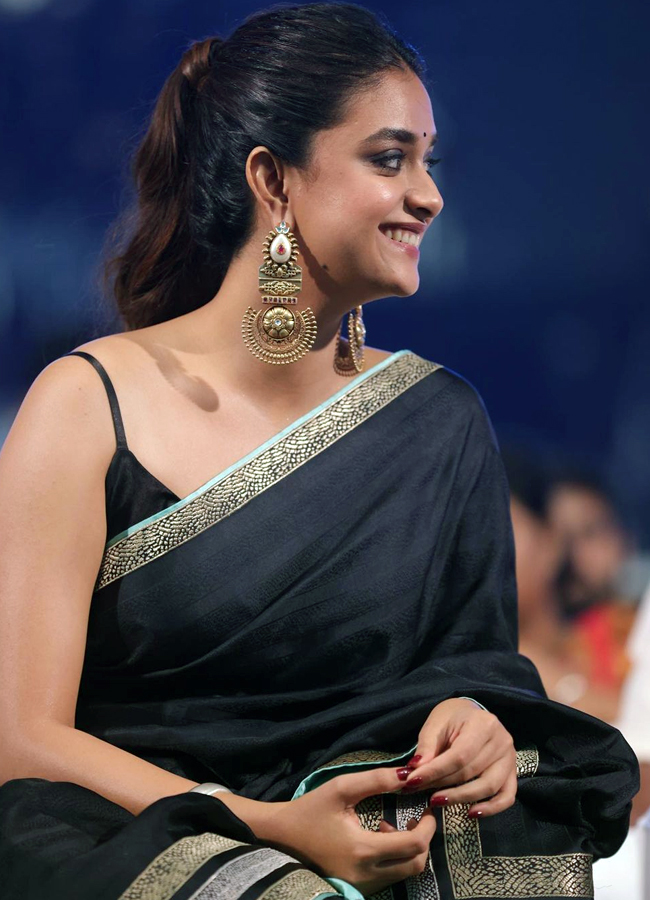 Keerthy_20Suresh9.jpg 18